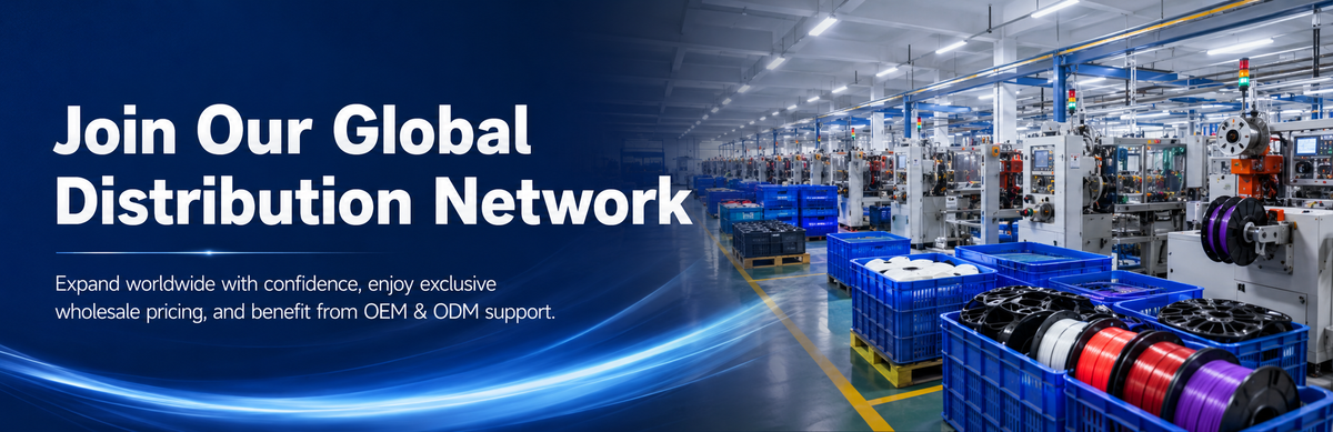 Factory wholesale 3D printing filament with PLA and PETG spools and production line.